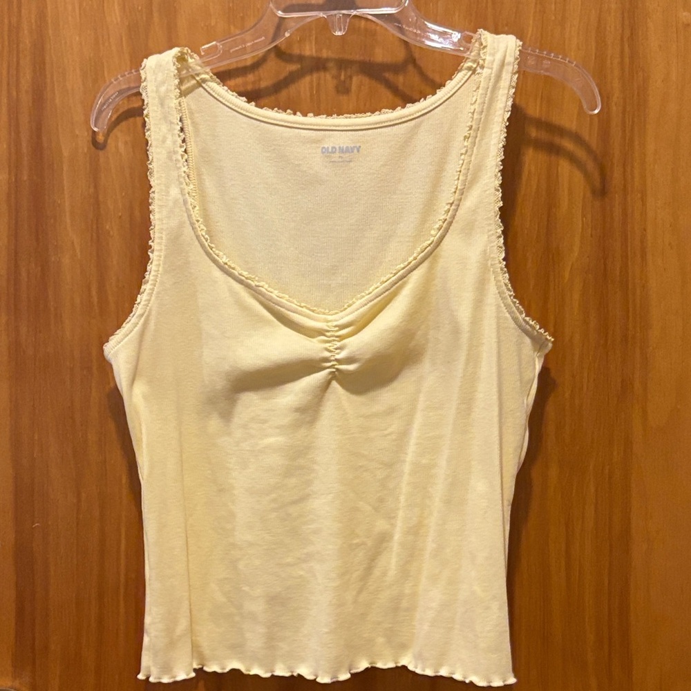 Old Navy Light Yellow Women's Tank Top